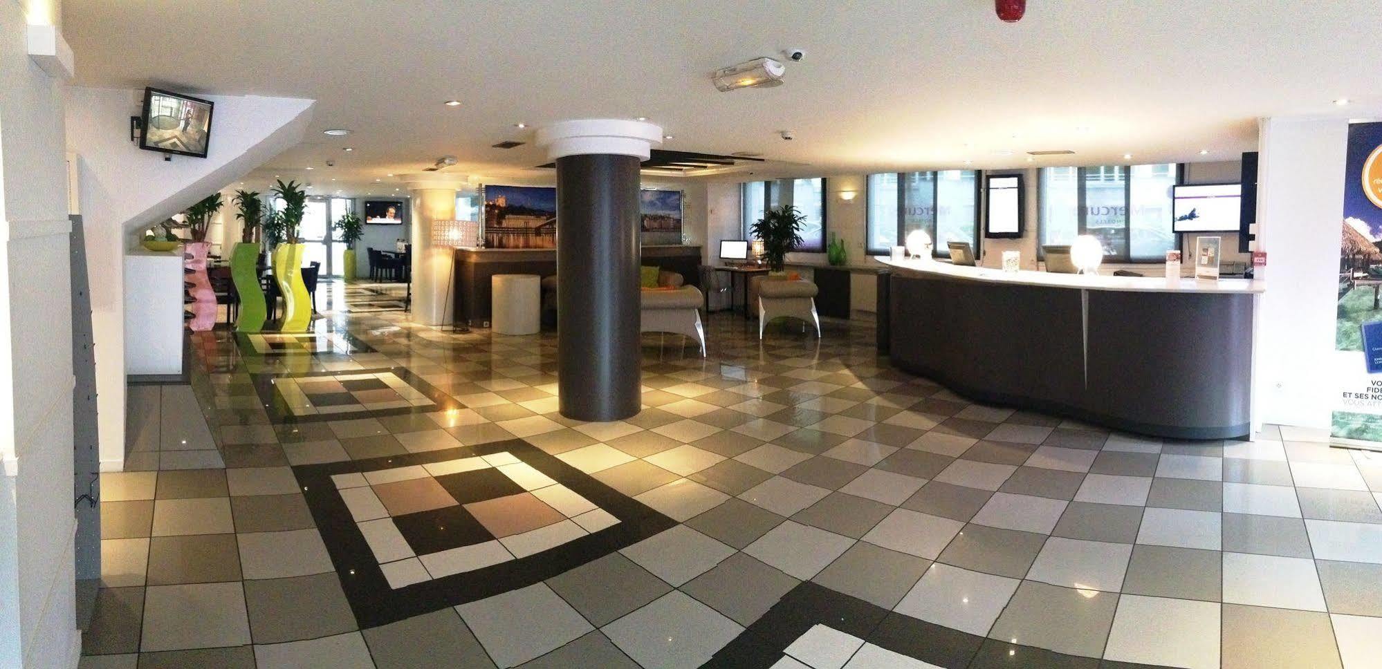 Hôtel Mercure Lyon Centre Lumière Esterno foto